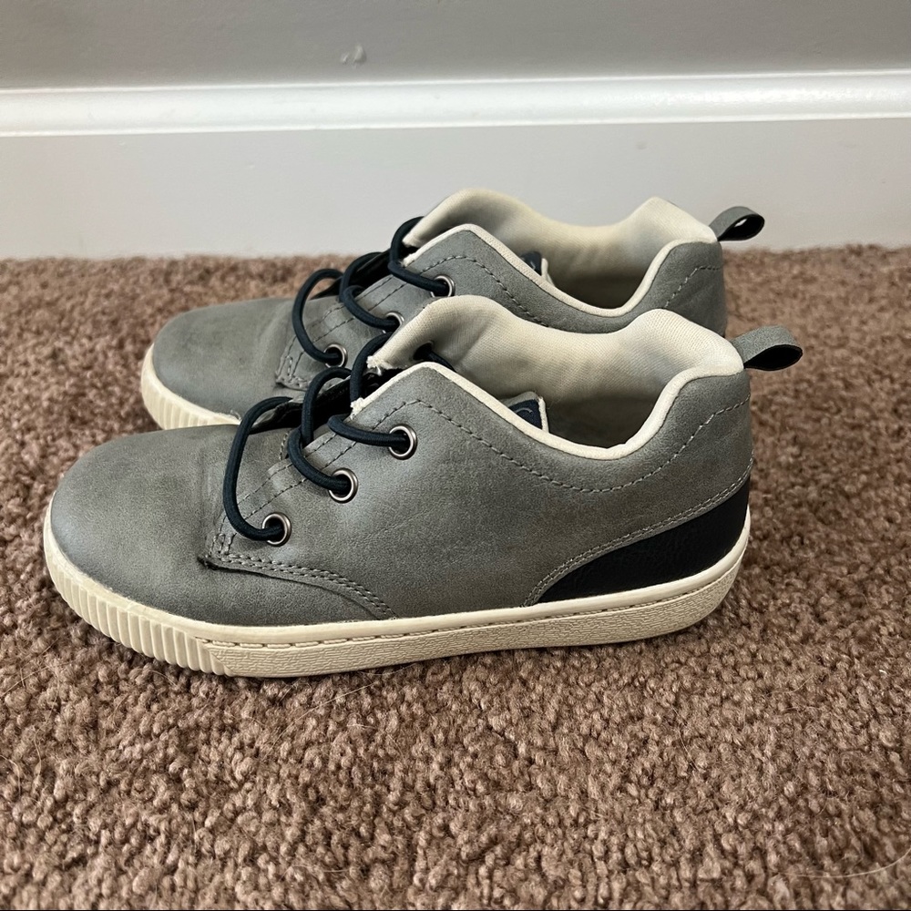 Carter’s gray and navy sneaker - size 12 BOYS